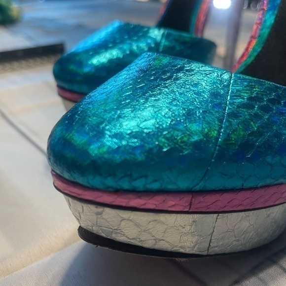 Brian Atwood Fontenay Hologram Snake Embossed Platform Pump sz 7.5 Brand New 🔥 - Picture 8 of 12